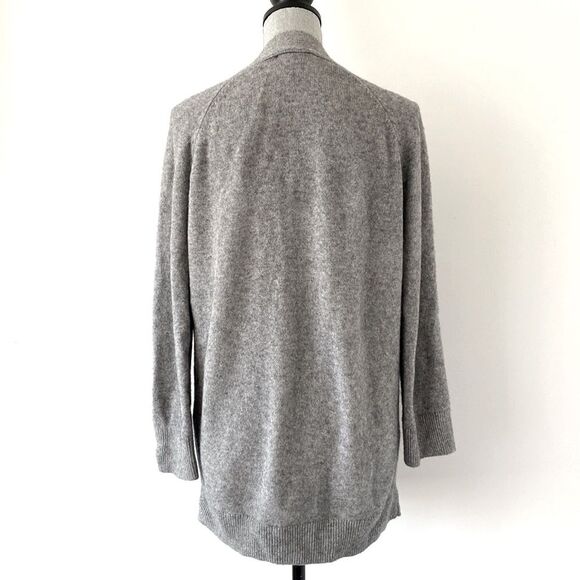 Sezane Elegant Gray Yak Wool Cardigan sz M Quiet Luxury Minimalist Casual Chic - Picture 5 of 13